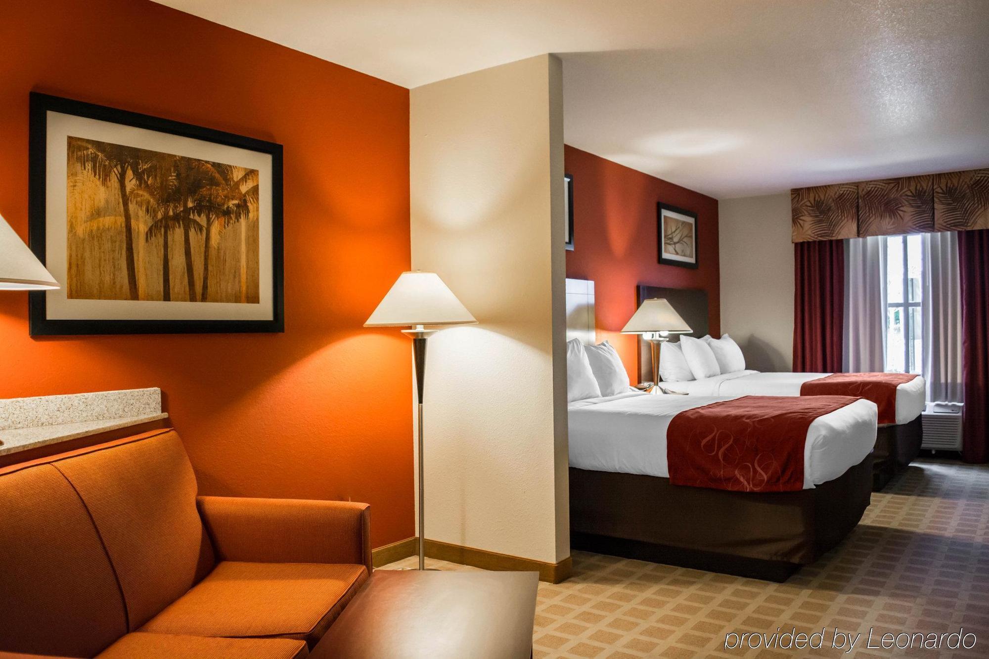 Comfort Suites Vero Beach I-95 Экстерьер фото