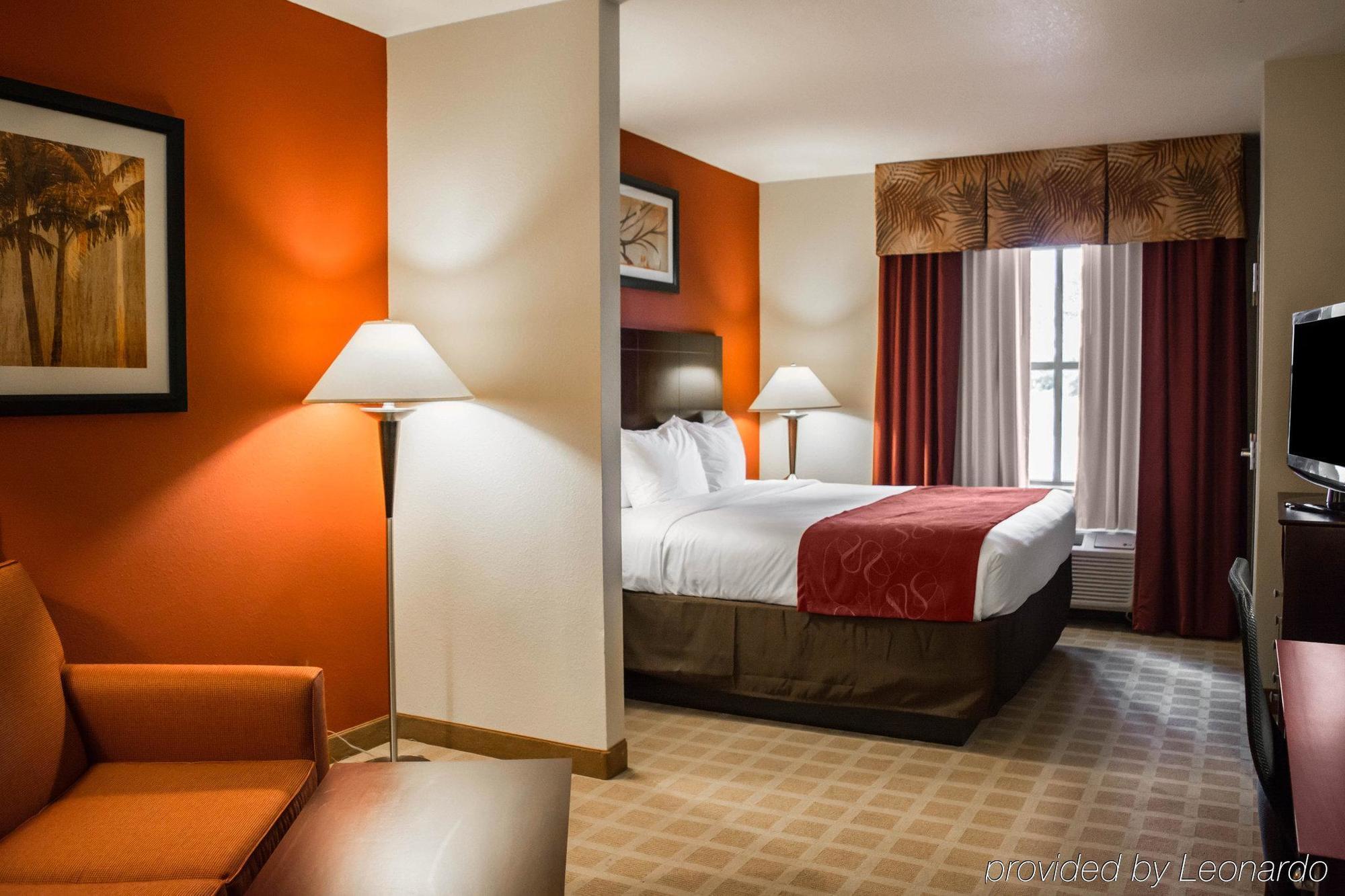 Comfort Suites Vero Beach I-95 Экстерьер фото