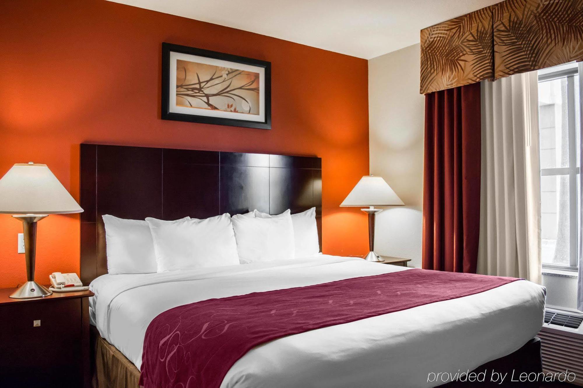 Comfort Suites Vero Beach I-95 Экстерьер фото